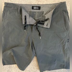 NWOT O’NEILL HYBRID SHORTS